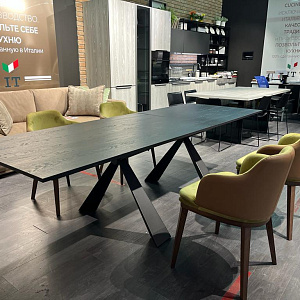 Итальянское полукресло  Glamour. Бренд Peressini Casa.