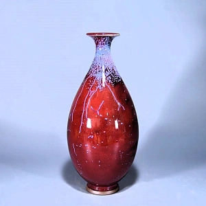  Ваза ЮЙХУЧУНЬ средняя