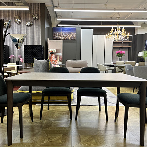 Стильный обеденный итальянский стол Smooth из массива дерева с керамической столешницей. Dall`agnese