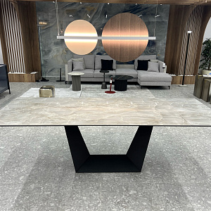 Стол итальянский обеденный Trophy раскладной с керамической серой глянцевой столешницей Tafaruci