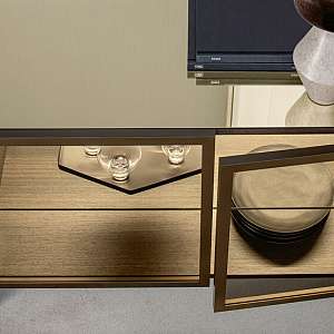 Тумба итальянская дизайнерская для гостиной Cross деревянная со стеклом в стиле ретро Riflessi