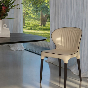 Итальянский Стул Bea. Tonin Casa. Обивка натуральная кожа или ткань.