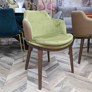 Итальянское полукресло  Glamour. Бренд Peressini Casa.