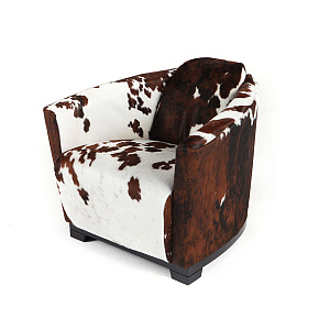 Культовое компактное итальянское Кресло Hotel Calia Italia по проекту Grazia Lionetti