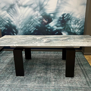 Итальянский стол производства 100% Made in Italy.
Бренд Tonin Casa.