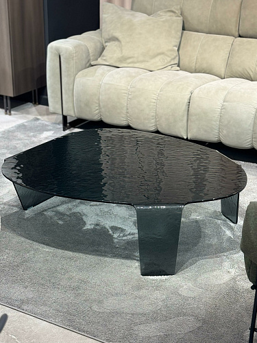  Итальянский журнальный стол из гнутого стекла Luce , фото № 5