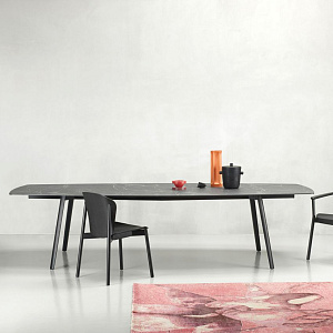 Итальянский стол обеденный фиксированный Squid. Бренд Scab Design.