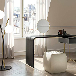 Итальянский Стол туалетный Auri DESK. Altacom. Дизайн Ollen Pal.
Коллекция 2023 года.