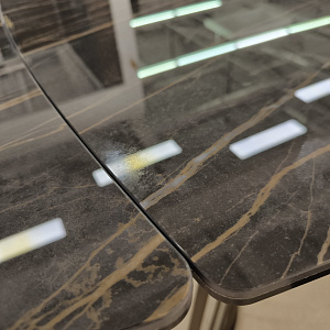 Итальянский стол обеденный раскладной с керамической скошенной  столешницей Ettore Zamagna