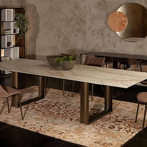 Итальянский стол Cube производства 100% Made in Italy.
Бренд Tonin Casa.