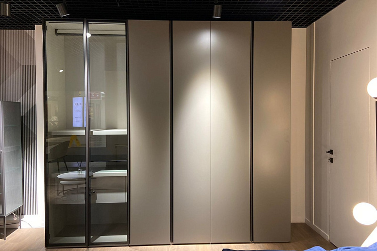  Итальянский платяной шкаф фабрики TOMASELLA , фото № 1