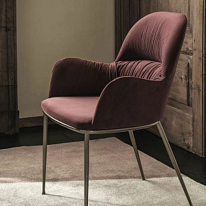 Стул QUEEN на металлическом основании